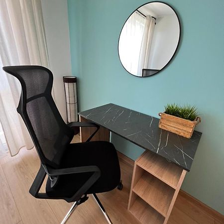 Al Malina 3Bdr Family Apt With Parking Space Near Airport And Iec Sofia Eksteriør bilde