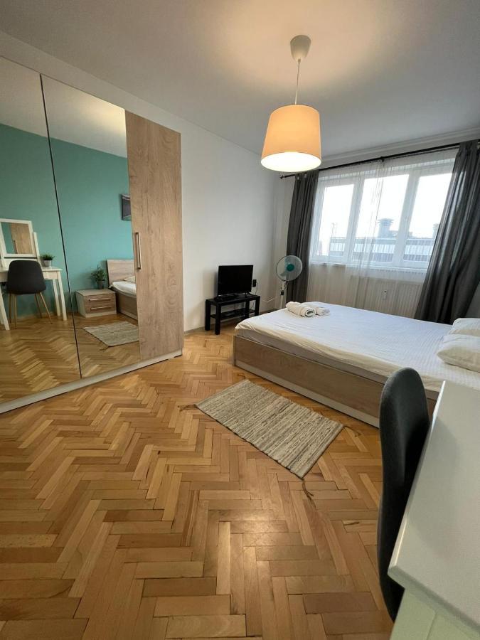 Al Malina 3Bdr Family Apt With Parking Space Near Airport And Iec Sofia Eksteriør bilde