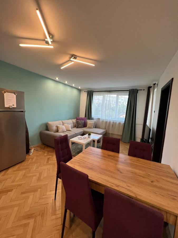 Al Malina 3Bdr Family Apt With Parking Space Near Airport And Iec Sofia Eksteriør bilde