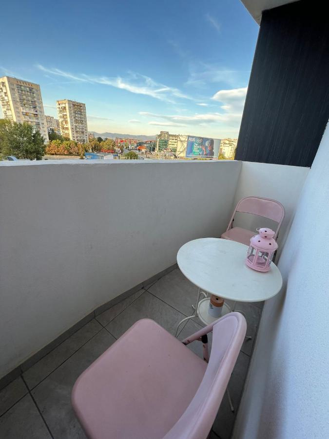 Al Malina 3Bdr Family Apt With Parking Space Near Airport And Iec Sofia Eksteriør bilde